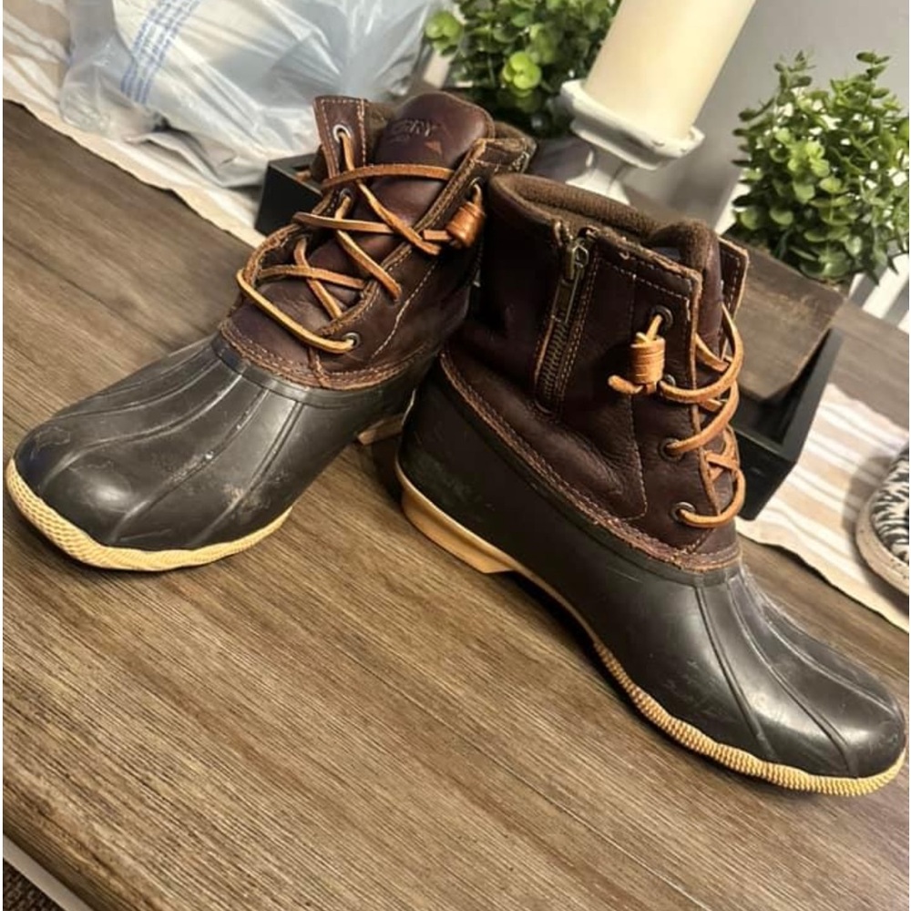 Sperry duck boots